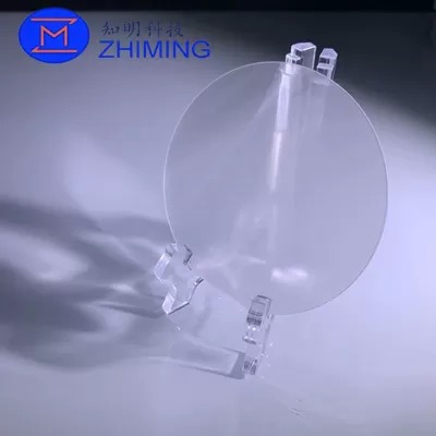 最新の企業ブログについて サファイア vs. サファイヤ：光学部品におけるスペル進化と国際標準用語