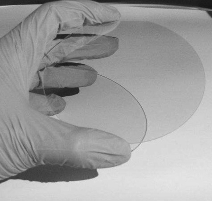 購入 HVPEガリウム窒化物のウエファーのGaNの自由で永続的な基質4inch オンライン製造